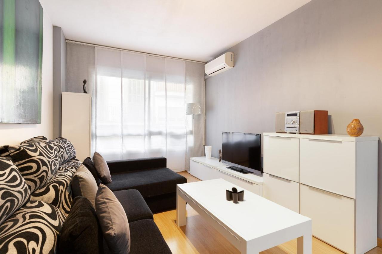 Stay U-Nique Apartments Radas II Барселона Экстерьер фото